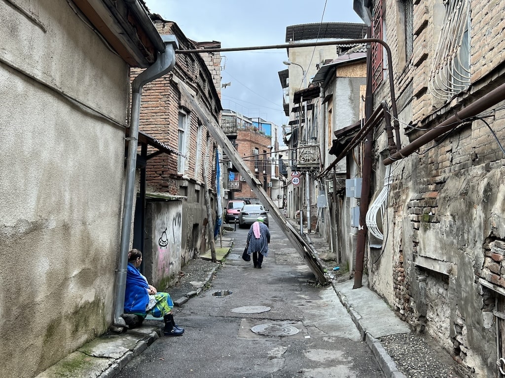 トビリシの裏路地