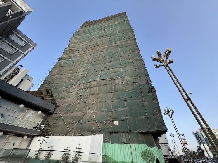 アディス・アベバの建設中のビル